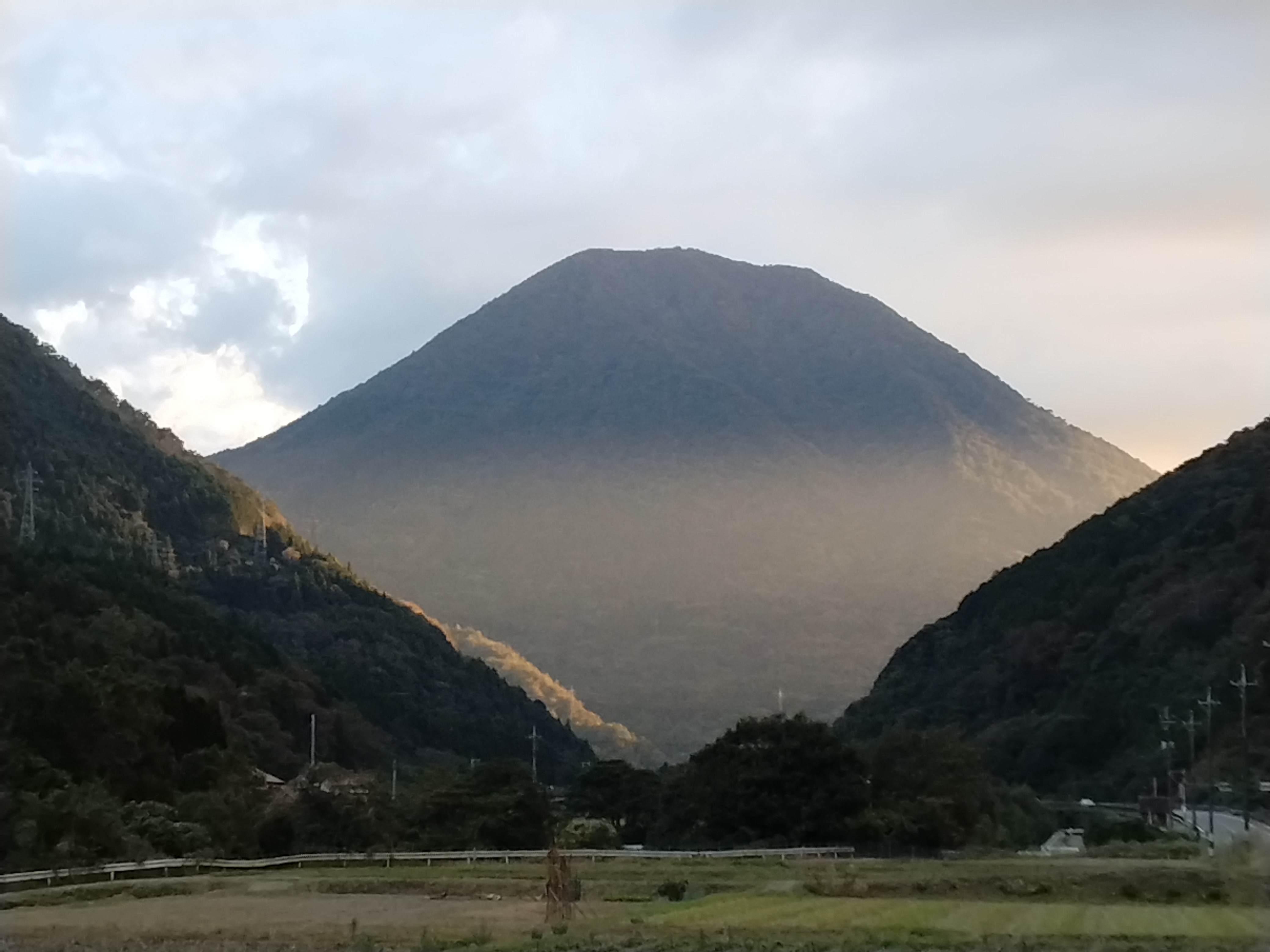 青野山